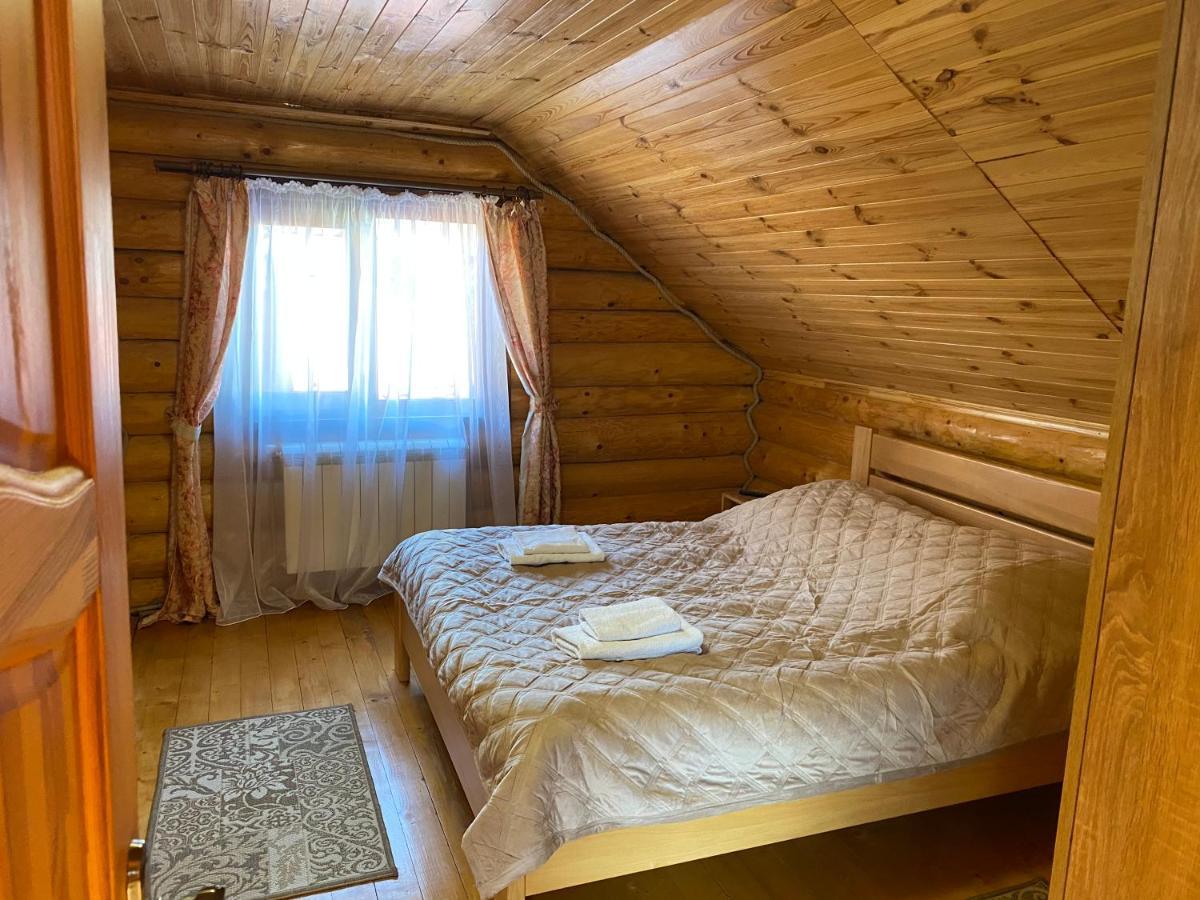 Smerekovyi Dvir Poljana Exteriör bild