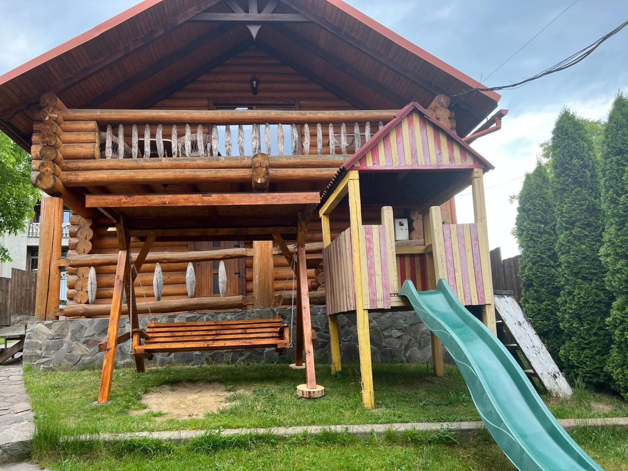 Smerekovyi Dvir Poljana Exteriör bild
