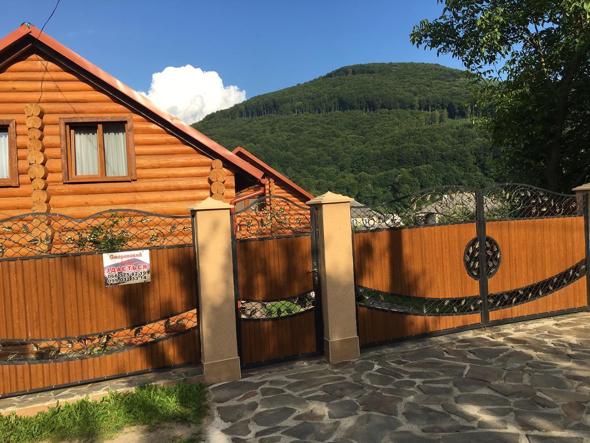 Smerekovyi Dvir Poljana Exteriör bild